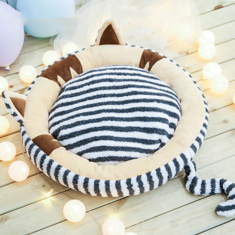 Soft Plush Pet Bed – Cozy Flannel Cushion for Dogs & Cats