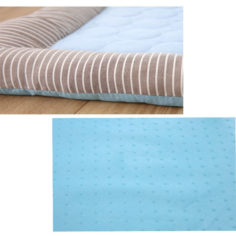 Self-Cooling Pet Mat – Washable Summer Bed Pad for Dogs & Cats (S/M/L)